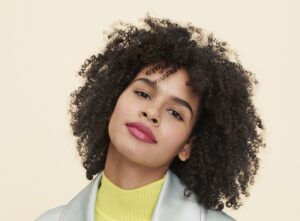 idées coiffure cheveux crépus facile et rapide