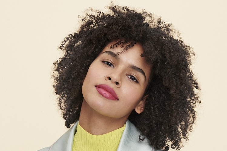 idées coiffure cheveux crépus facile et rapide