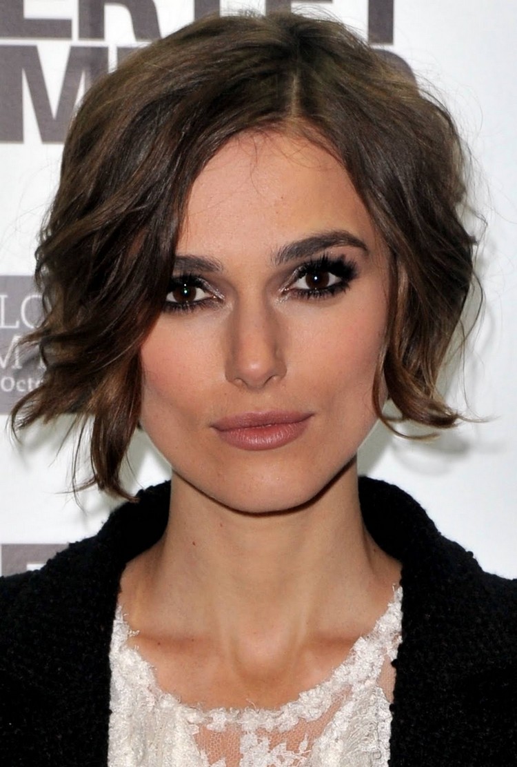 Keira Knightley asymmetrical short haircut split on the women's side 30 and 40 years