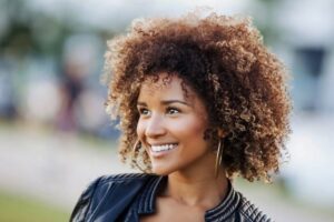 ombre bronde hair sur cheveux crépus afro