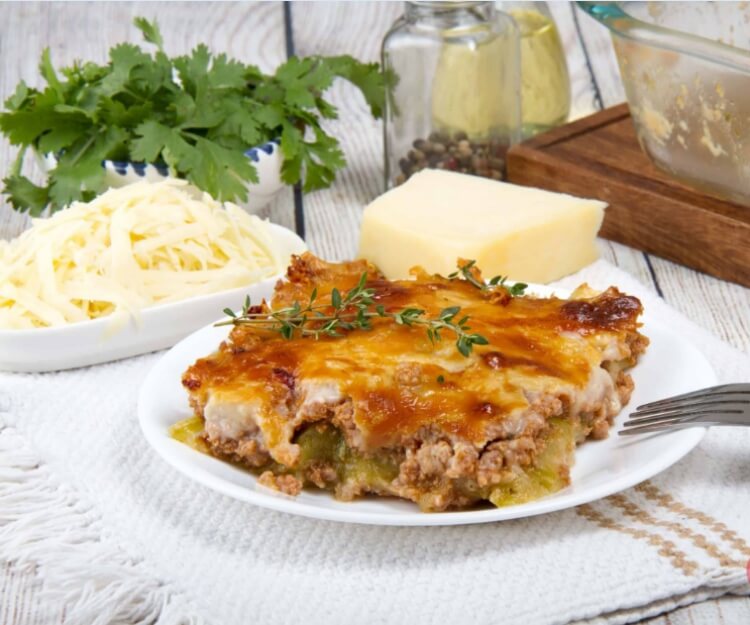 recette de lasagne courgettes et viande hachée étapes préparation sauce béchamel