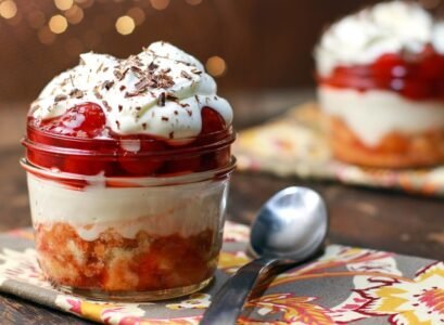 tiramisu aux cerises en verrine génoise maison