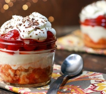 tiramisu aux cerises en verrine génoise maison