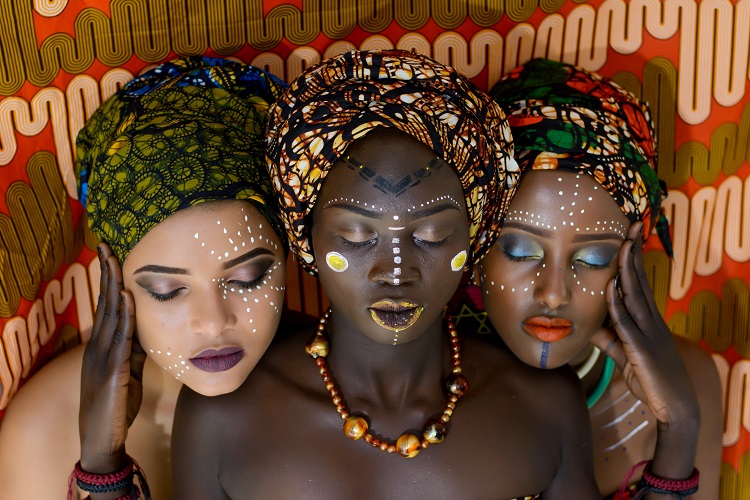 Quelle est la signification des couleurs dans la culture africaine