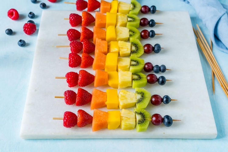 rainbow fruit skewers picnic kids meal ideas