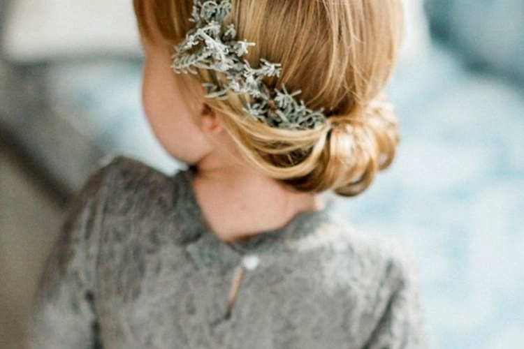Coiffure mariage petite fille - 30+ idées pour tout type de cheveux