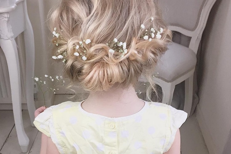 Coiffure mariage petite fille - 30+ idées pour tout type de cheveux