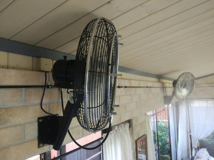 comment se protéger des moustiques ventilateur