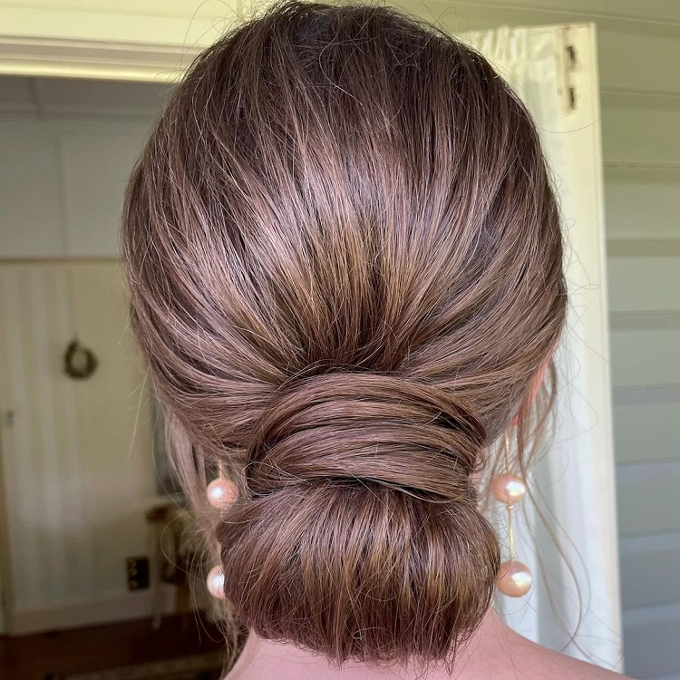 Cord knot knot bun low knot wedding hairstyle for long and medium hair