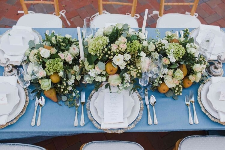 diy déco table mariage avec fleurs et fruits