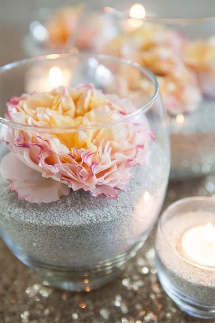 déco table mariage couleur pastel fleurs et sable