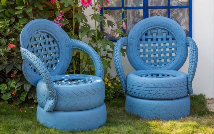 fauteuils de jardin récup avec des pneus recyclés