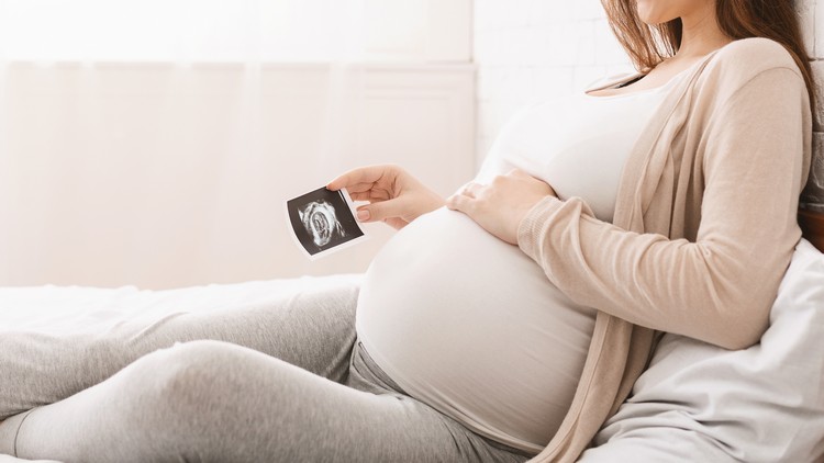 femmes enceintes vaccin covid-19 pandémie coronavirus vaccination déjà possible dès le premier trimestre de grossesse Olivier Véran