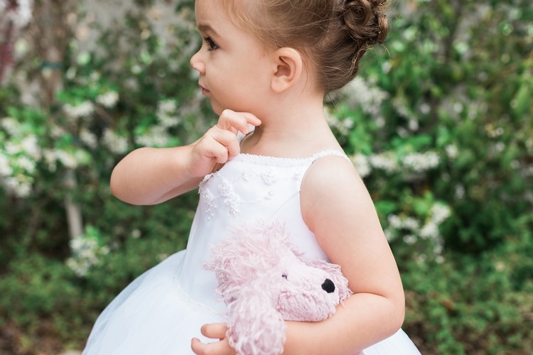 Coiffure mariage petite fille - 30+ idées pour tout type de cheveux