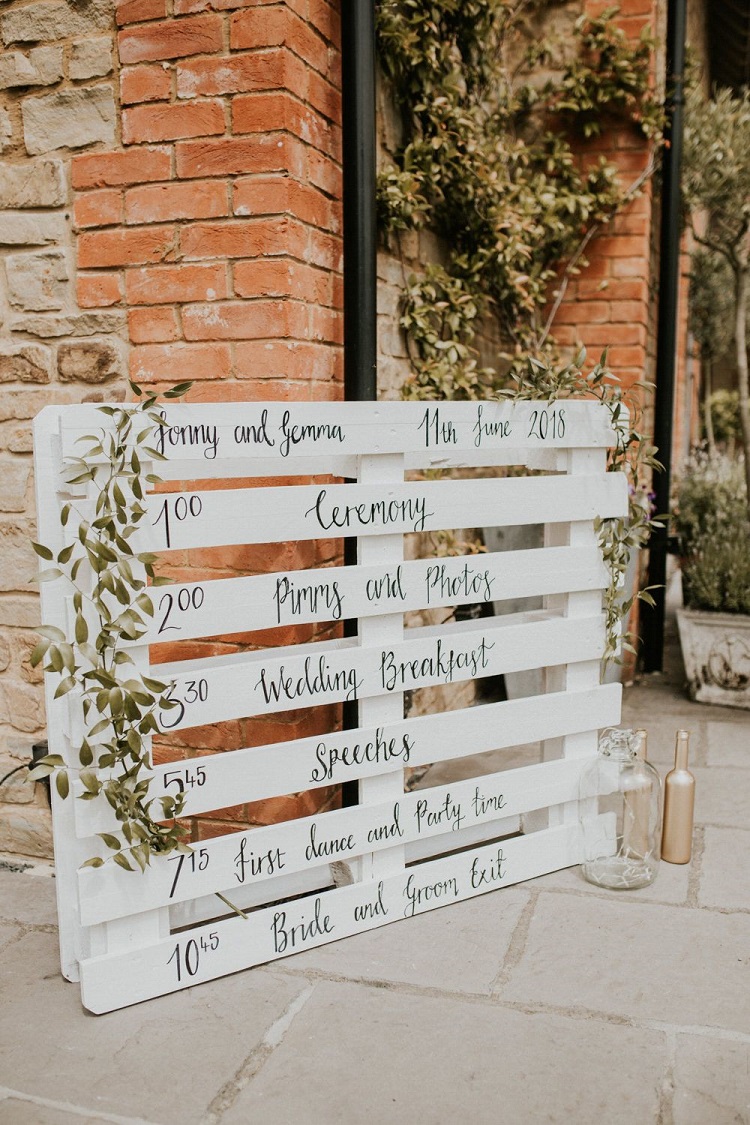 panneau de bienvenue mariage en bois blanc champetre