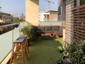 pose entretien prix faux gazon de balcon terrasse