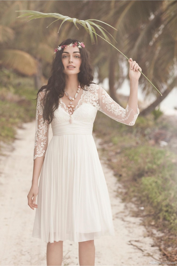 robe de mariée bohème courte taille empire manches coudes
