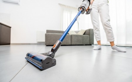 balai aspirateur laveur sans fil de sol avis comparatif