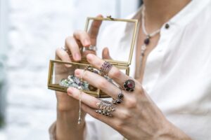 comment nettoyer argent sterling redonner éclat aux bijoux argentés