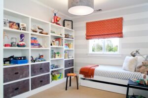meuble de rangement et bibliothèque enfant 2 en 1 déco de chambre neutre store bateau orange