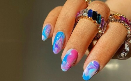 quelle technique utiliser pour faire des ongles tie and dye à la maison