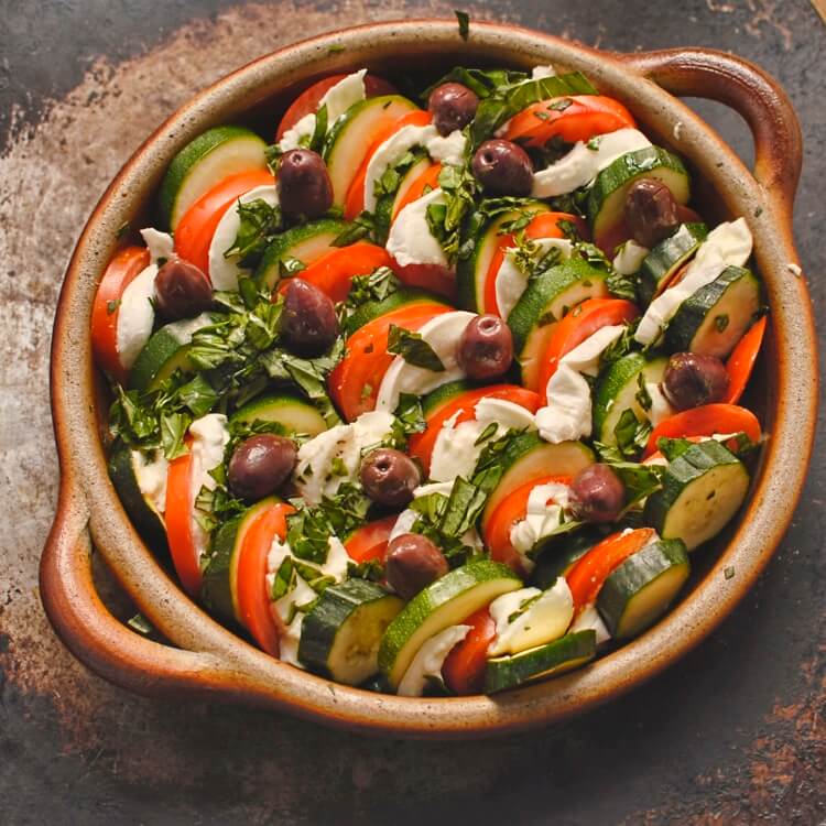 recette de tian de légumes à la mozzarella aux olives sans aubergines plat léger pour été