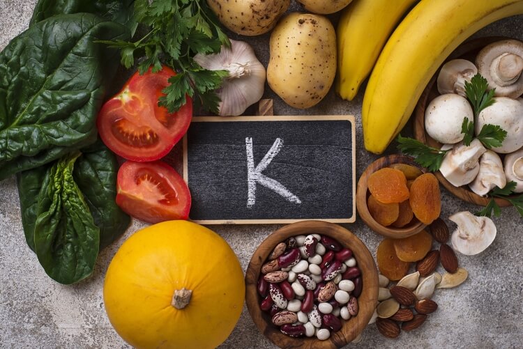 vitamine k aliments riches maladies cardiovasculaires