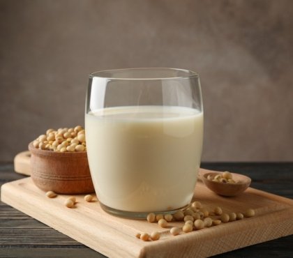 alimentation 50 ans pour une bonne santé osseuse quels aliments privilégier top 4 des produits lait de soja calcium