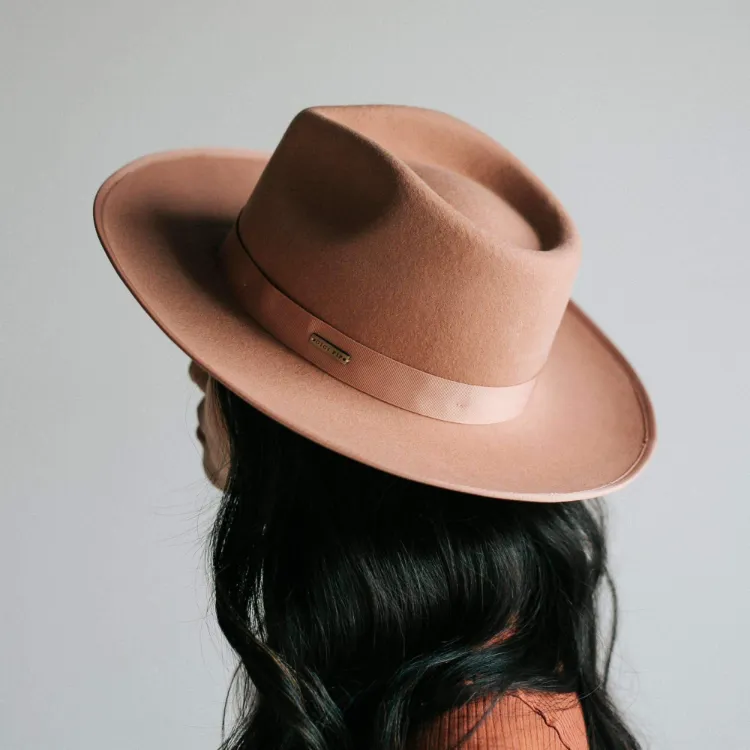 chapeau automne feutrine laine rose poudré style cabincore chic rancher hat
