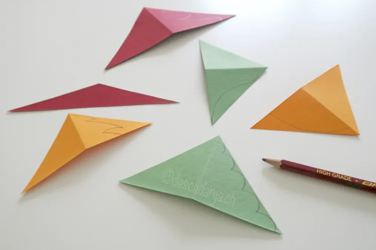 comment fabriquer feuilles origami idée deco automne pas cher