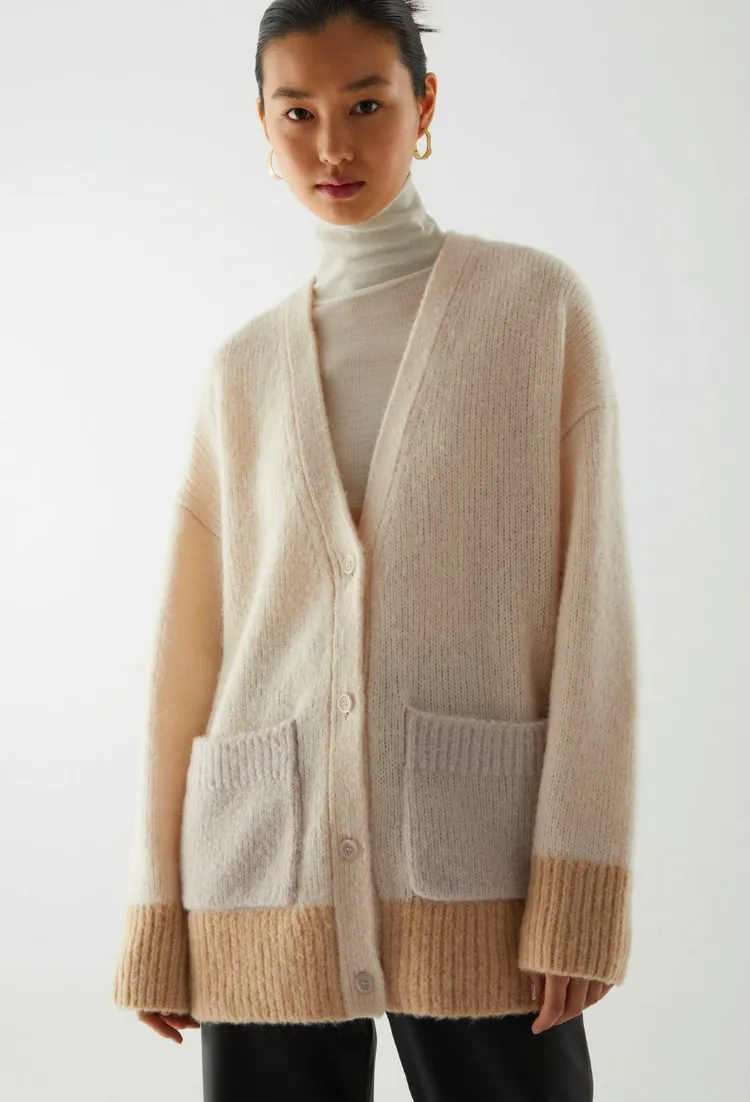 comment s'habillier octobre 2021 mode cabincore cardigan douillet oversized laine alpaga