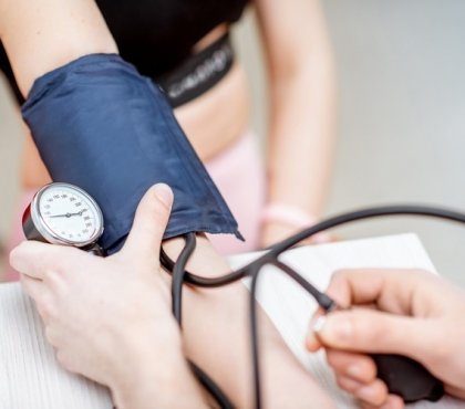 hypotension artérielle baisse de tension causes problèmes de santé