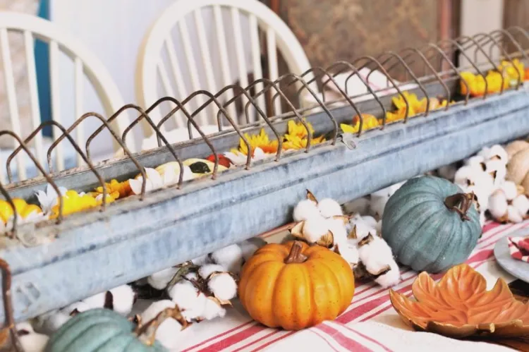 mangeoire à poule détourné centre table décoration automne récup