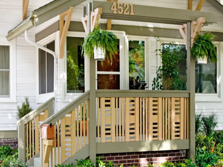 porche maison chic rambarde terrasse bois peint bicolore