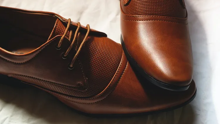 Comment nettoyer l’intérieur des chaussures en cuir