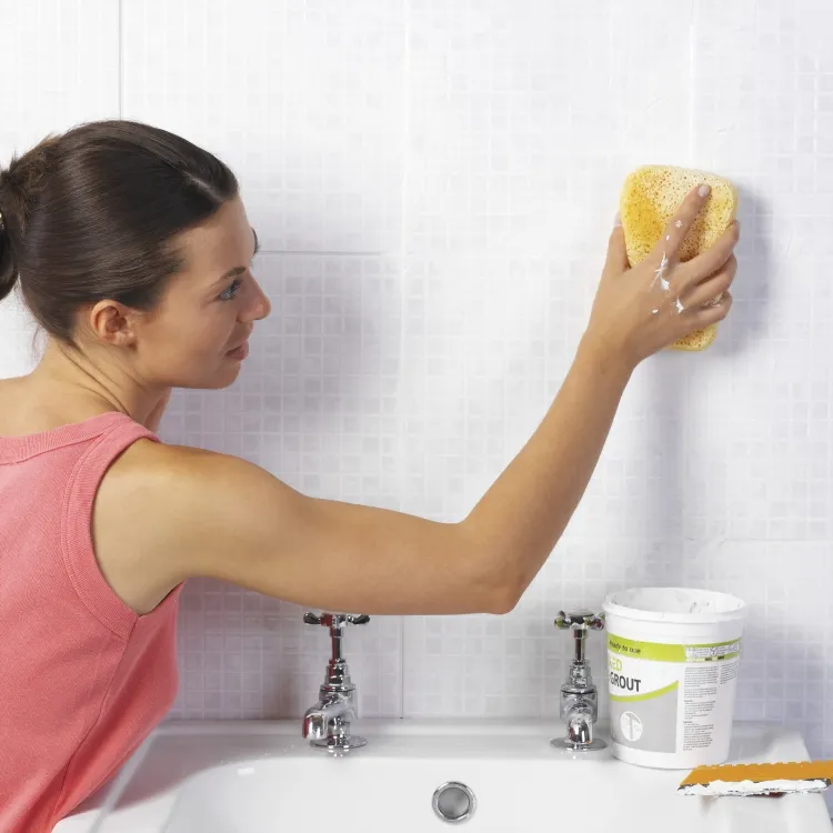 comment éliminer les moisissures dans la salle de bain lutter colonies champignons