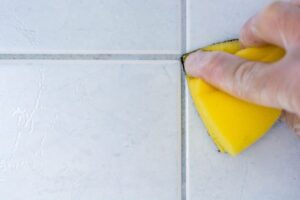 comment nettoyer joints de douche en silicone