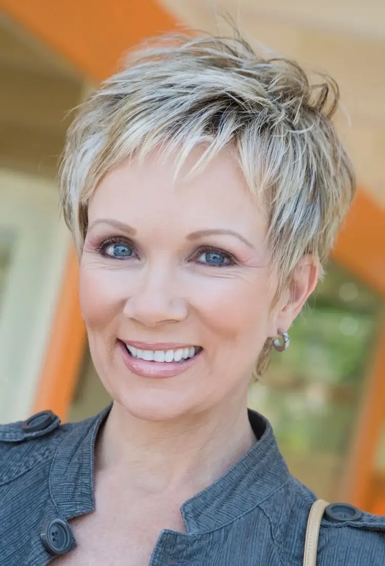 Highlights of the short tapered blonde pixie cut hair