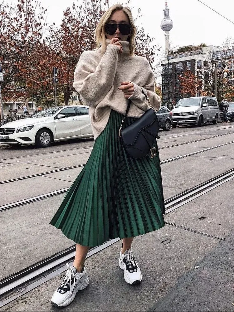 fashion pleated skirt for small size