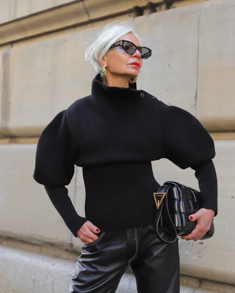 accessoire de mode femme 50 ans Grece Ghanem sacs à main petite taille couleurs sombres tendance mode femme 2021