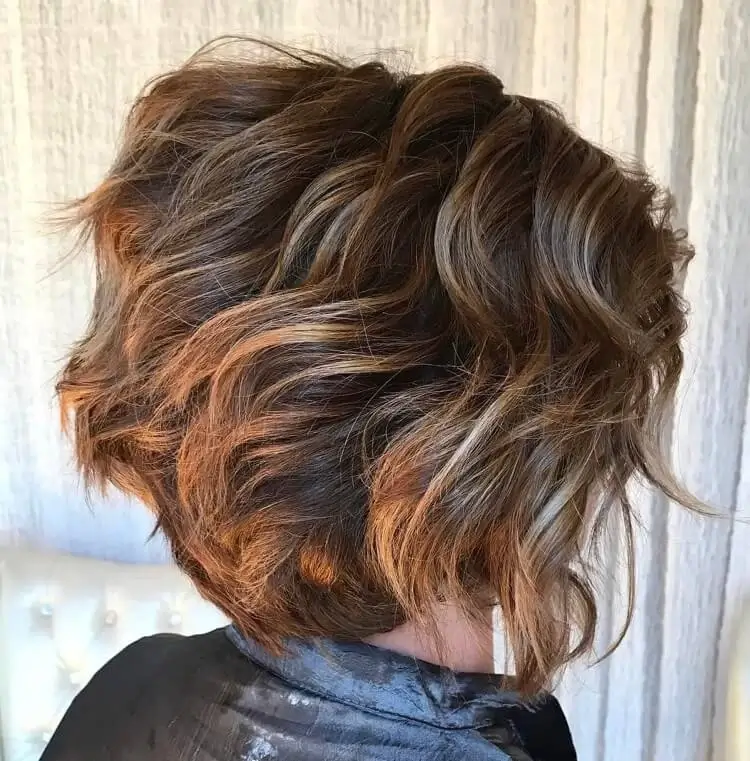 Short gradient square for thick wavy hair