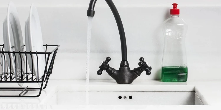 comment nettoyer le noir d un fer à repasser avec du savon à vaisselle méthode facile