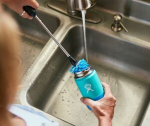 comment nettoyer un thermos en inox ou verre gourde acier mug isotherme cafétière