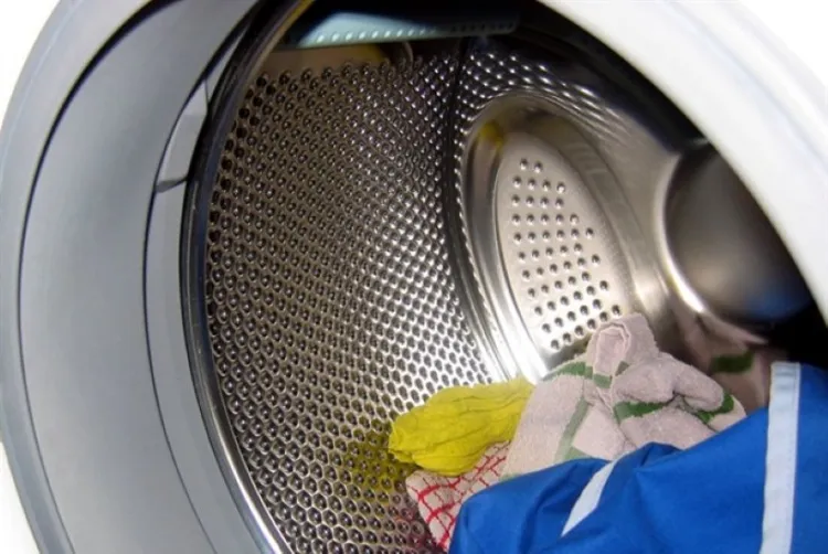 comment se débarrasser des mauvaises odeurs machine a laver