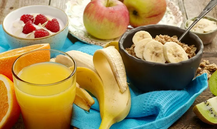 Healthy Breakfast Ideas What Ingredients to Eat High Protein Foods Seasonal Fruits Fiber Eating healthy foods will help you lose weight