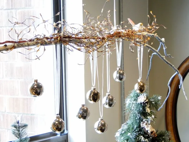 idées originales décoration de Noel avec branches et des brindilles toute la maison