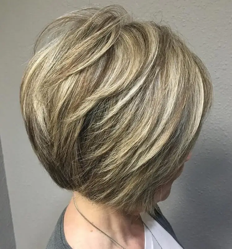 A bad idea A short haircut for women after 50 years of shaded blond