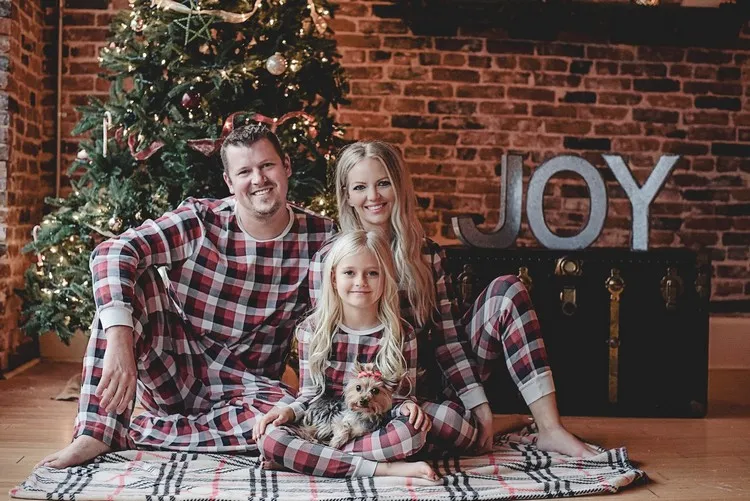 quels pyjamas de noel pour toute la famille choisir organiser une séance photo à domicile pyjama noel identique pour toute la famille