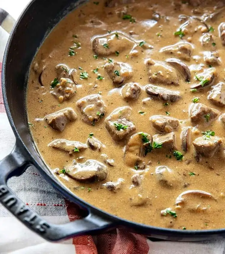 Comment Pr Parer La Recette De B Uf Stroganoff Classique Pour Profiter D Un Plat R Confortant En