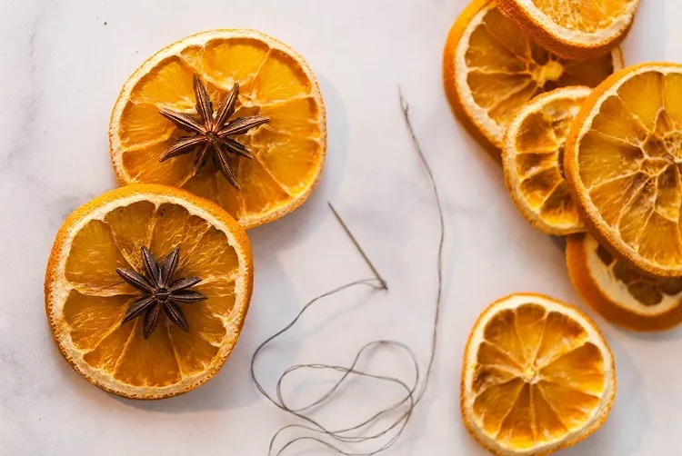 utiliser rondelles orange séchée pour décoration Noel originale aromatique